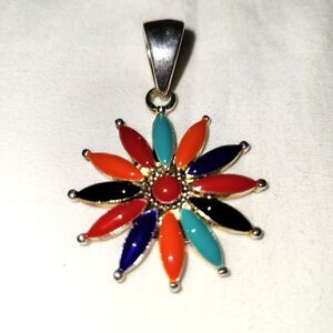 Necklace Pendant Multicolored Starburst Flower